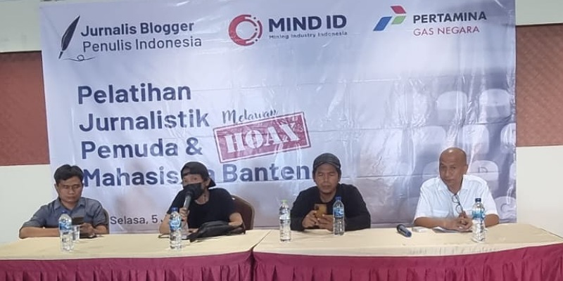 Pelatihan jurnalistik pemuda dan mahasiswa melawan hoaks/Repro