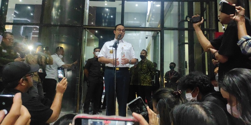 Gubernur DKI Jakarta Anies Baswedan usai diperiksa KPK terkait perhelatan Formula E/Net