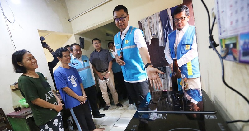 PLN Sukses Konversi 1.000 Kompor LPG ke Kompor Induksi/Disway