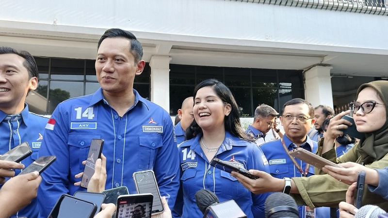 Ketua Umum Partai Demokrat, Agus Harimurti Yudhoyono (AHY) saat mendaftarkan Bacaleg ke KPU RI. (Foto: Disway)