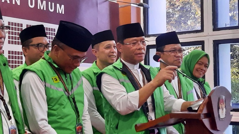 Plt Ketua Umum (Ketum) PPP Mardiono di KPU RI. (Disway)