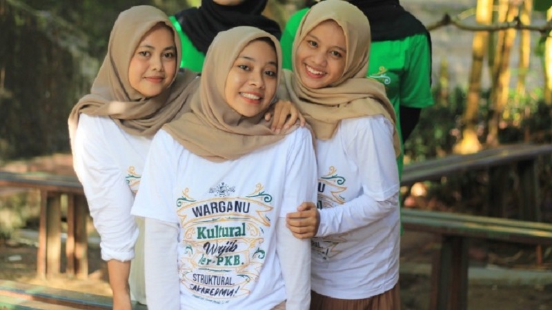 Gadis PKB . -