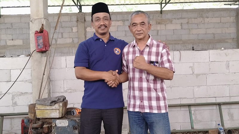 Moh Cholid Hanafi (kiri) dan Sigit Supriono di Magetan. (Disway)