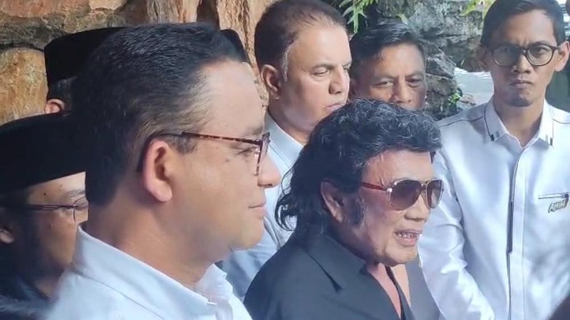 Capres nomor urut 1 Anies Baswedan saat mengunjungi kediaman legenda Dangdut H. Rhoma Irama.  (Foto: Repro)