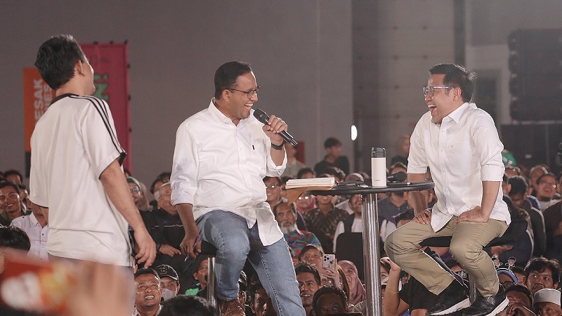 Capres dan Cawapres nomor urut 1, Anies Baswedan dan Muhaimin di acara Desak Slepet AMIN. (Foto: Tim AMIN)