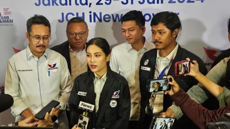 Ketua Harian DPP Partai Perindo Angela Tanoesoedibjo didapuk menjadi Ketum Perindo menggantikan  Hary Tanoesoedibjo.