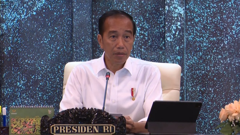 Presiden Joko Widodo (Jokowi) saat memipin Sidang Kabinet di IKN. (Tangkapan Layar)