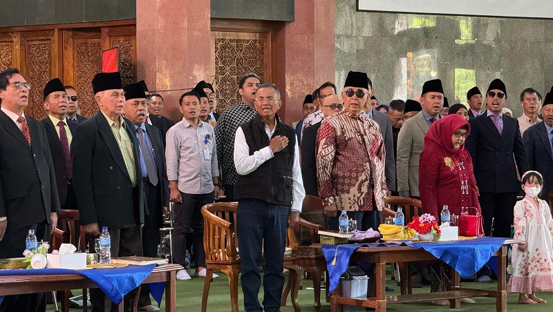 Dahlan Iskan saat berkunjung ke Pesantren Al Zaytun -