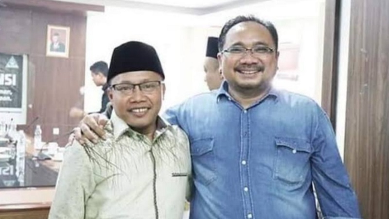 Menteri Agama Yaqut Cholil Qoumas dan Juru Bicara Kementerian Agama, Sunanto. [Foto: Repro]