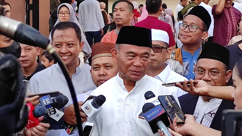 Menko PMK Muhadjir Effendy ditunjuk sebagai Plt Menteri Sosial usai Tri Rismaharini mundur dari jabatannya. [Foto: Repro]