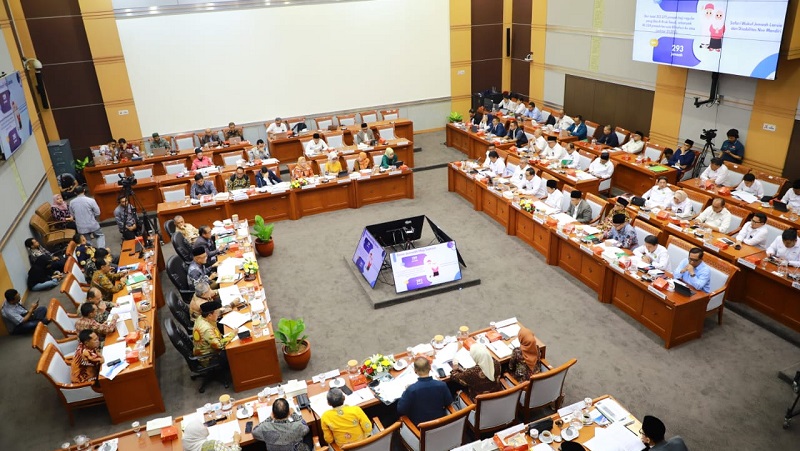 Rapat evaluasi haji Kementerian Agama dengan Komisi VIII DPR RI di Gedung Nusantara II, Senayan, Jakarta,Senin, (28/10).  [Foto: Kemenag/RMN]