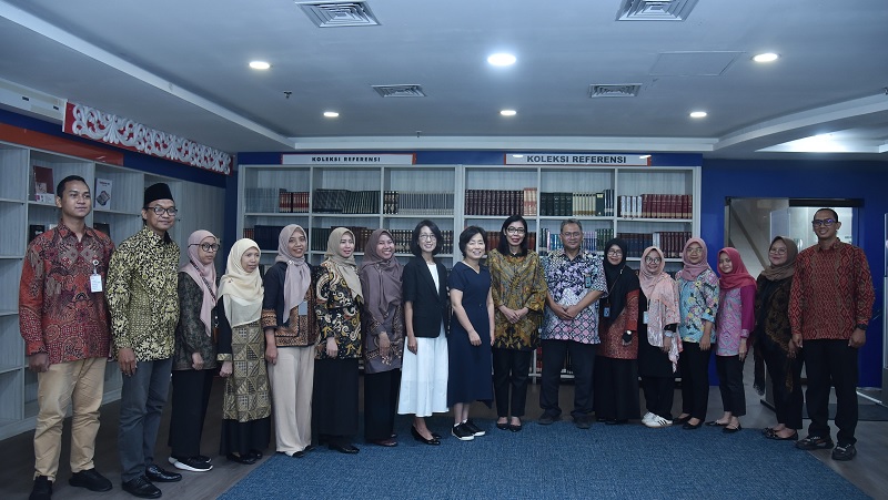 Kkunjungan delegasi dari Perpustakaan Parlemen Nasional Republic of Korea (RoK) ke Perpus DPR. [ Foto : Azka/Andri/DPR]