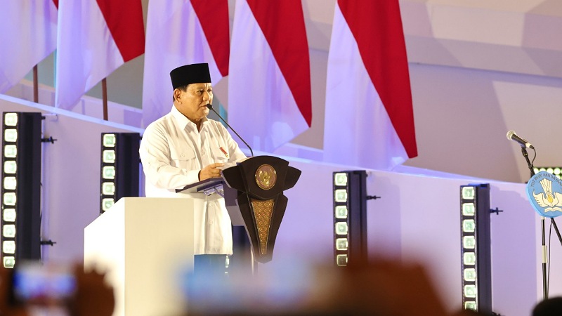 Presiden Prabowo Subianto mengumumkan kenaikan gaji gutu. [Foto: Ist/RMN]