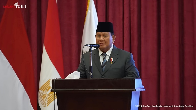 Presiden Prabowo Subianto saat bicara didepan mahasiswa Kairo Al Azhar. [Foto: TangkapanLayar YouTube Sekretariat Presiden/RMN]