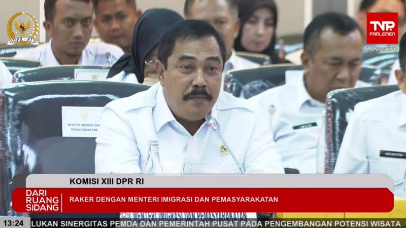 Menteri Imigrasi dan Pemasyarakatan (Imipas) Agus Andrianto saat Raker dengan Komisi  XIII DPR RI di Kompleks Parlemen, Senayan, Jakarta, Rabu (19/2). -Tangkapan Layar TPN-