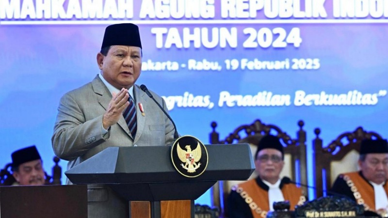 Presiden Prabowo Subianto menghadiri Sidang Istimewa Laporan Tahunan Mahkamah Agung Republik Indonesia Tahun 2024 yang digelar di Gedung Mahkamah Agung, Jakarta, pada Rabu, 19 Februari 2025. - Foto: BPMI Setpres/RMN-