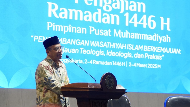 Ketua Pimpinan Pusat (PP) Muhammadiyah, Agung Danarto, mengupas tiga makna Wasathiyah menurut tafsir Ibnu Katsir. - Foto: Dok. Muhammadiyah -