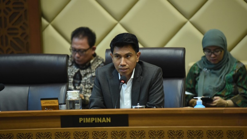 Komisi II: DOB Jalan Cepat Putra-Putri Papua Sekolah ke Luar Negeri!