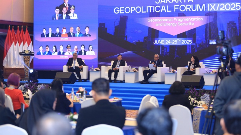 Diplomasi Baru Dunia! Transisi Energi, Jalan Baru Indonesia Menuju Kekuatan Global Sesi III Jakarta Geopolitical Forum (JGF) IX/2025 yang digelar Lemhannas RI, di Hotel Borobudur, Jakarta, Rabu (25/6/2025). - Tangkapan Layar -