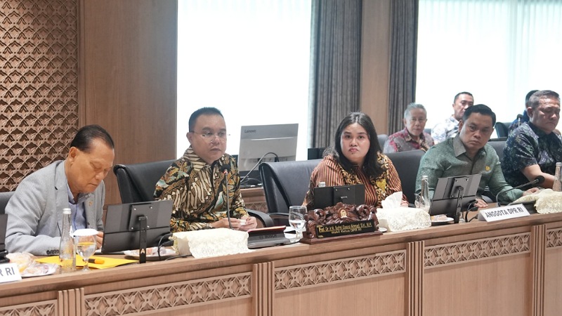 DPR Dengar Suara Buruh Pos! Dasco Siap Koordinasi dengan Kementerian BUMN
