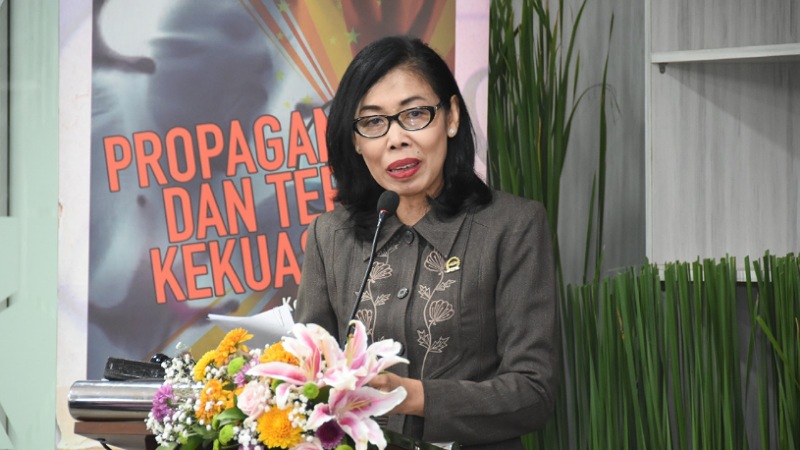 Festival Literasi Parlemen 2025: Bukan Sekadar Buku, Ini Soal Demokrasi dan Budaya Baca! Deputi Persidangan Setjen DPR RI, Suprihartini - Humas DPR -