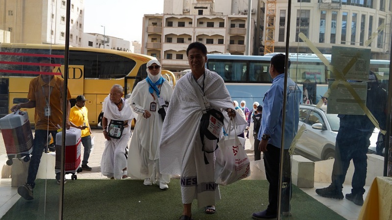Jemaah Haji Wafat Dapat Asuransi, Negara Tak Abai di Tanah Suci! Jemaah haji Indonesia saat tiba di Madinah - Kemenag -