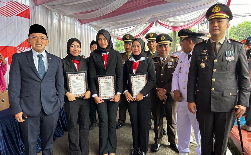3 Polwan Majalengka Pengungkap Kasus Pencabulan Dapat Kado Spesial dari Kiai Maman