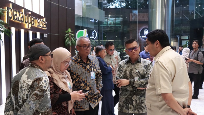 Menteri PKP Gandeng BPJS Ketenagakerjaan: Percepat Akses Rumah Layak Bagi Pekerja Menteri PKP Maruarar Sirait gandeng BPJS Ketenagakerjaan: percepat akses rumah layak bagi pekerja - Foto: Dok Kementerian PKP -