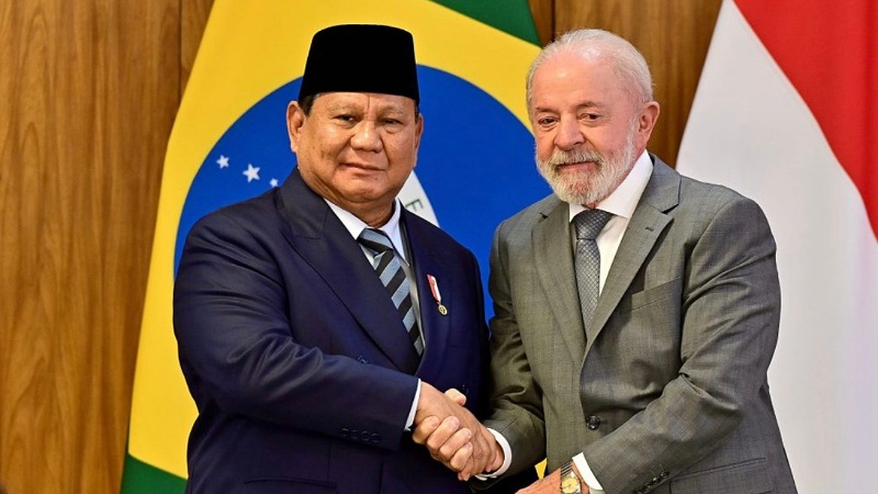 Presiden Prabowo bersama Presiden Brasil Luiz Inácio Lula da Silva pada Rabu, 9 Juli 2025 di Istana Planalto, Brasilia. - Foto: BPMI Setpres -