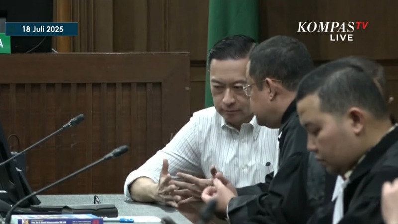 Tom Lembong Divonis 4,5 Tahun Bui, Hakim: Harusnya Pikir Ekonomi Kerakyatan!