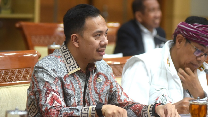 Anggota Komisi III DPR RI Gilang Dhielafararez - Humas DPR  -
