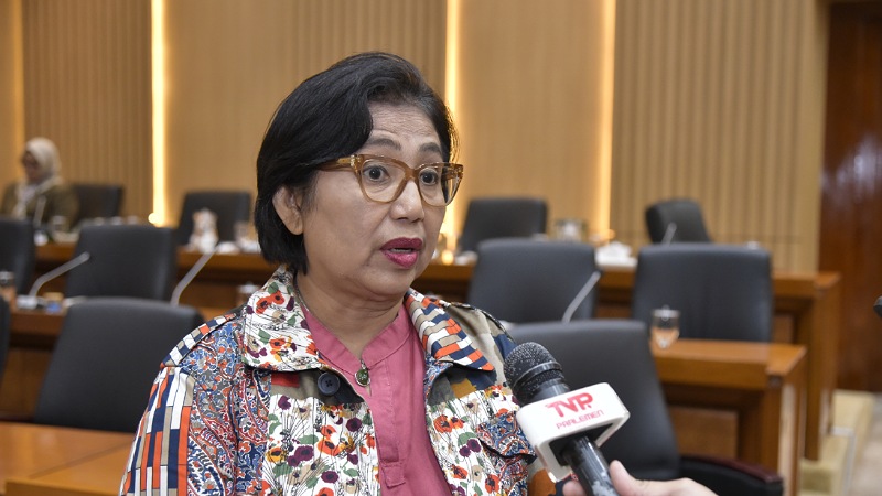 Irma Suryani Prihatin Ada Balita Meninggal Akibat Cacing!