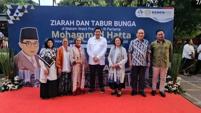 Maruarar Sirait Ziarah ke Makam Bung Hatta, Lanjutkan Spirit Perumahan Rakyat!
