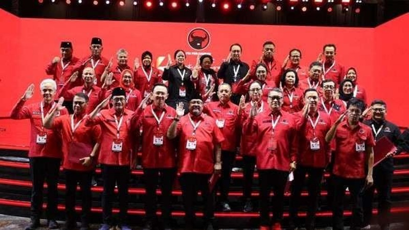 Megawati Umumkan DPP PDIP 2025–2030: Dirinya Rangkap Sekjen! Ketum DPP PDI Perjuanngam Megawati Soekarnoputri mengumumkan Pengurus DPP PDIP periode 2025-2030 hasil Kongres VI PDIP di Bali - Foto: Dok. PDIP -