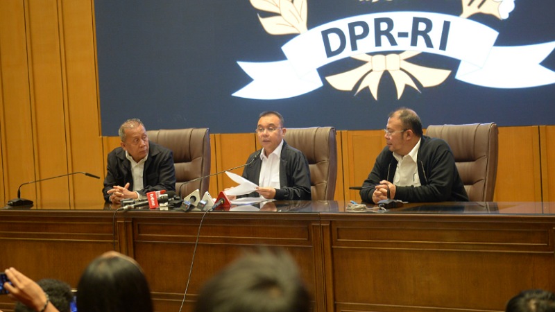 DPR Hentikan Gaji Anggota yang Dinonaktifkan Partai