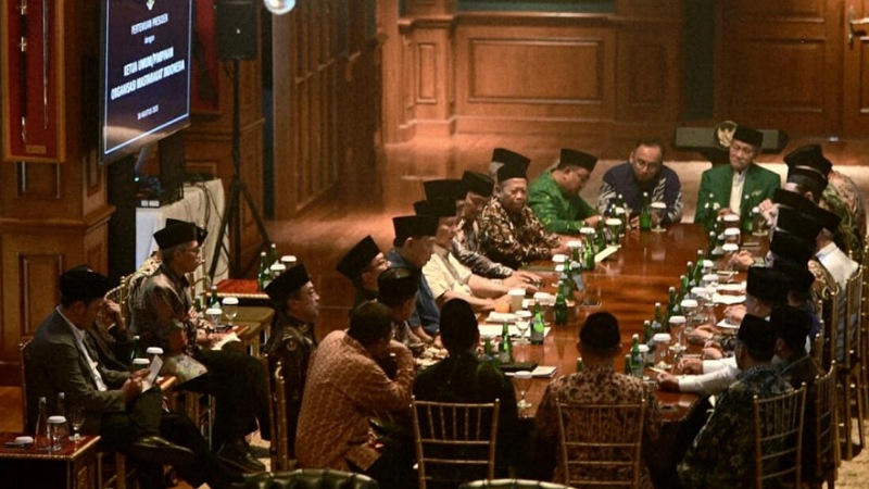 Ketika Suara Moral Kehilangan Gaungnya Presiden Prabowo Subianto saat bertemu dengan 16 Ormas Islam di Hambalang - Foto: BPMI Setpres -