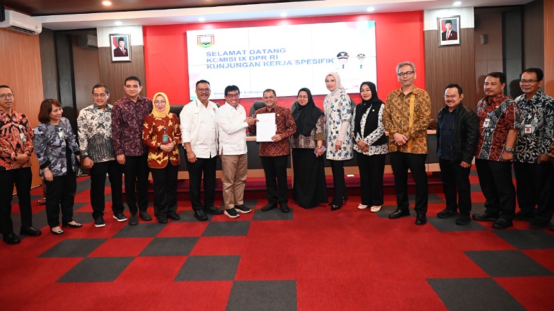 Komisi IX DPR Dorong Konsistensi Penerapan UMK Demi Kesejahteraan Pekerja Kunjungan Kerja Spesifik (Kunspek) Komisi IX DPR RI di Kabupaten Semarang, Jawa Tengah, Jumat (12/9/2025). - Humas DPR -