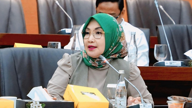 Imas Dukung Menkeu Stop Impor Pakaian Bekas Anggota Komisi VI DPR RI, Imas Aan Ubudiyah - Humas DPR -