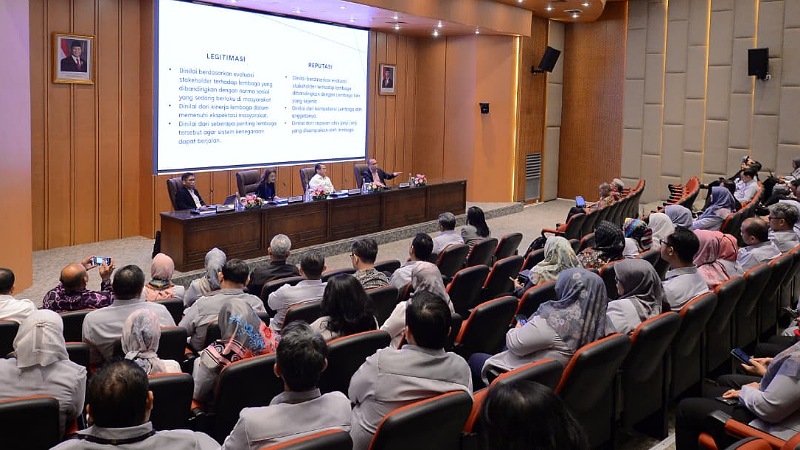 Seminar "Peran Komunikasi Strategis dalam Penguatan Legitimasi dan Reputasi DPR RI" di Gedung Nusantara, Senayan, Jakarta, Senin (13/10/2025). - Foto: Hunas DPR RI -