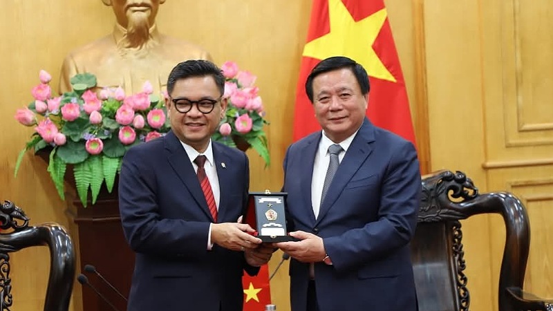 Ace Hasan Jajaki Kerja Sama Kepemimpinan dengan Akademi Politik Ho Chi Minh