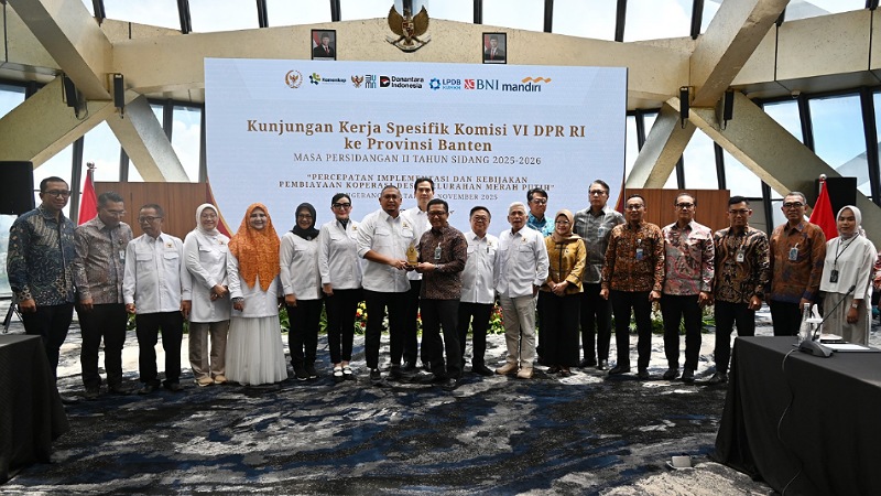 Wakil Ketua Komisi VI DPR RI Andre Rosiade dan Anggota DPR RI lainnya saat Kunjungan Kerja Spesifik Komisi VI di Tangerang Selatan, Jumat (7/11/2025) - Hmas DPR -