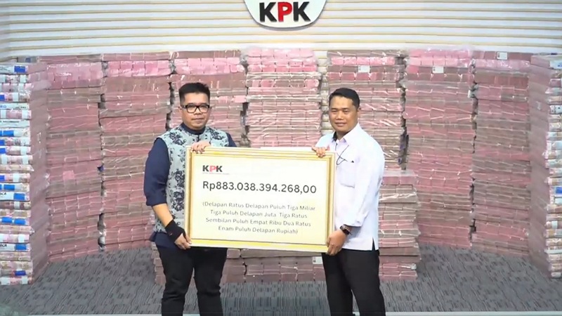 Komisi Pemberantasan Korupsi (KPK) resmi menyerahkan uang hasil rampasan sebesar Rp883 miliar kepada PT Taspen (Persero) - Dok. KPK -