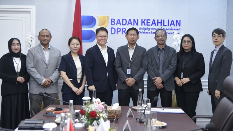 Badan Keahlian DPR RI (BKD) menerima kunjungan delegasi Sekretariat Parlemen Korea Selatan. - Humas DPR RI -