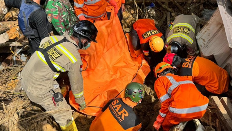 Data Terbaru Bencana Tapteng: 103 Tewas, 100 Hilang, 18.331 Warga Mengungsi