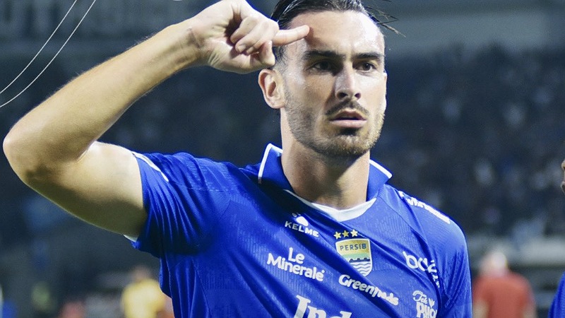 Maung Ngamuk di GBLA! Persib Gilas PSM 1-0 di Babak Pertama