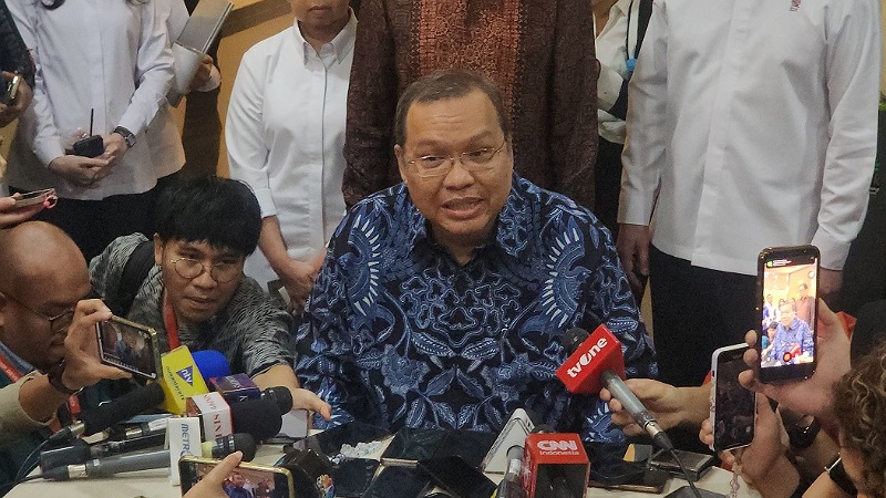 Dirut BEI dan Petinggi OJK Serentak Mundur Imbas Guncangan Pasar Modal!