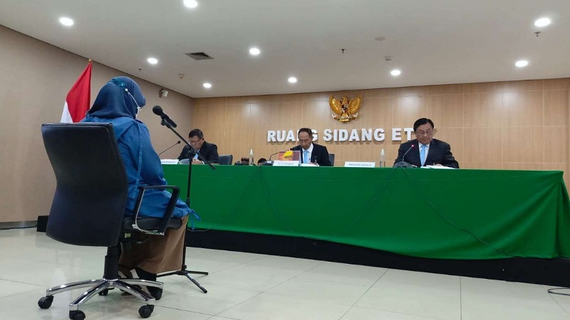 Fani Febriany (FF), Auditor Ahli Pertama pada unit kerja Inspektorat KPK saat menjalani sidang oleh Dewas KPK - Foto. Dok RRI -