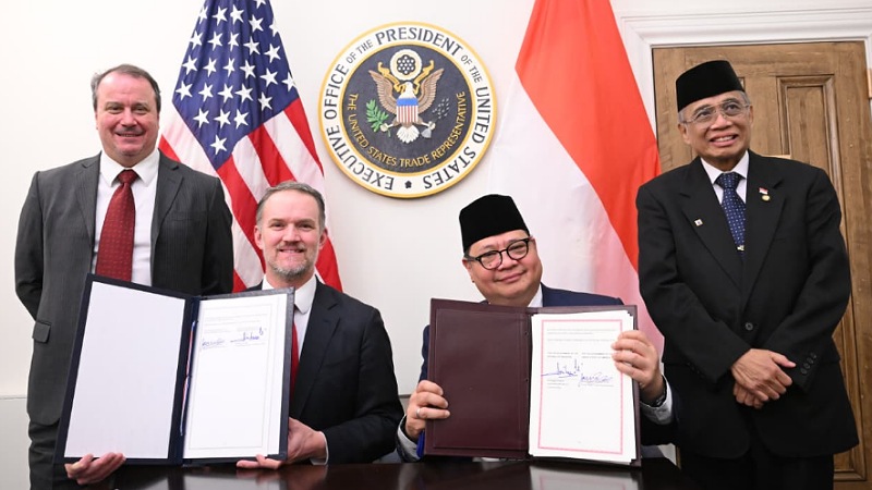 Pemerintah Indonesia amankan tarif nol persen ke AS untuk 1.819 Produk, Termasuk Tekstil, Pertanian hingga Elektronik  - BPMI Setpres -
