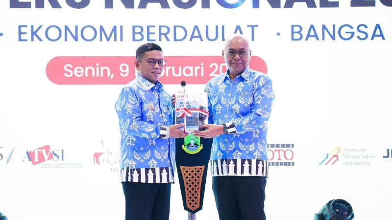 HPN 2026 Sukses Besar di Banten, Gubernur Andra Soni Diguyur PWI Award