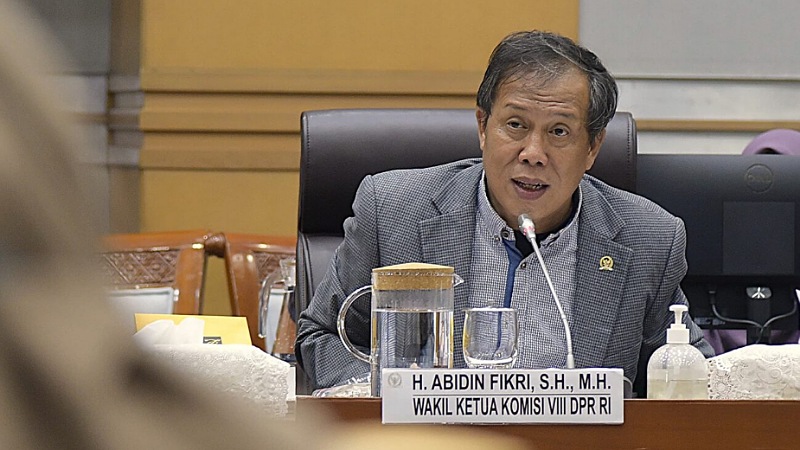 638 Ribu Guru Madrasah Gagal Jadi ASN, DPR Desak Negara Turun Tangan!